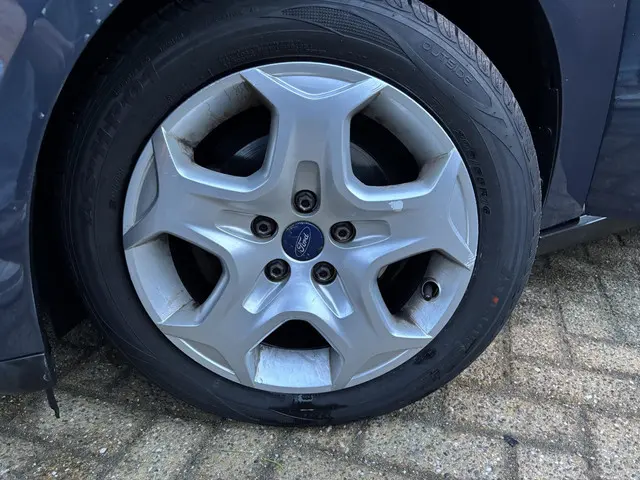 Ford Focus Wagon 1.0 EcoBoost Lease Trend 2013 Benzine 16