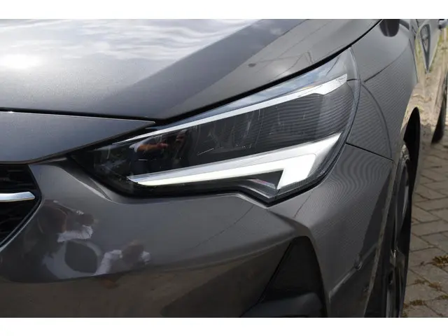 Opel Corsa 1.2 GS Line 2020 Benzine 8