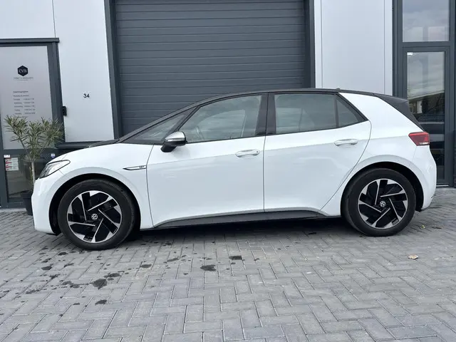 Volkswagen ID.3 3
