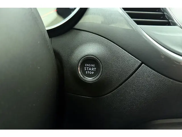 Opel Crossland 1.2 Elegance 2021 Benzine 31