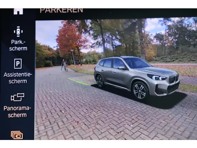 BMW X1 xDrive30e 2023 Hybride Benzine 56