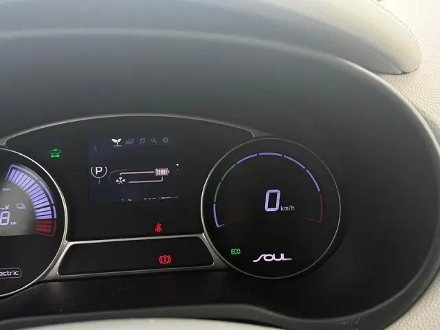 Kia e-Soul EV ExecutiveLine 27 kWh 2015 Elektrisch 15