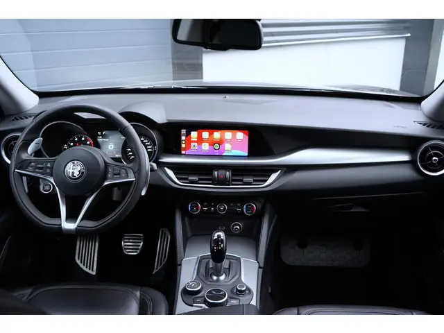 Alfa Romeo Stelvio 2.0 T AWD Super 2018 Benzine 26