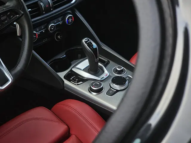 Alfa Romeo Giulia 2.0 T 280PK 4WD Veloce 2023 Benzine 15