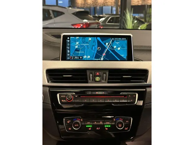 BMW X2 SDrive18i|M Pakket|PANO|BOMVOL! 2019 Benzine 18