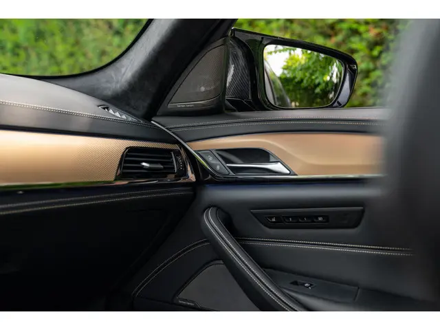 BMW M5 Competition 35 Jahre 2020 Benzine 27