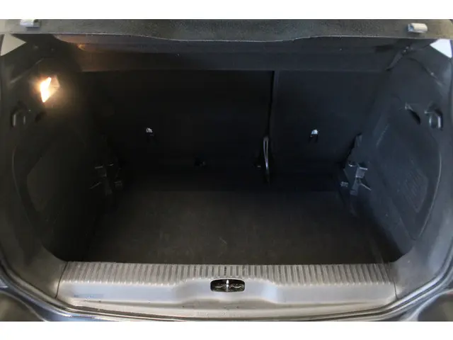 Citroën C3 Aircross 1.2 PureTech C-Series 2022 Benzine 21