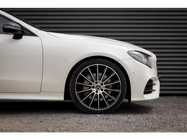 Mercedes-Benz E-Klasse Coupé 200 Premium 2018 Benzine 11