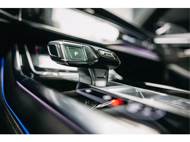 Audi RSQ8 4.0 TFSI RSQ8 quattro 2022 Hybride Benzine 26