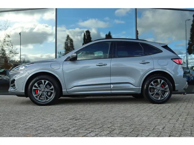 Ford Kuga 2.5 PHEV ST-LINE X 2021 Hybride Benzine 13
