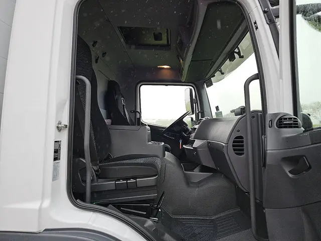 Mercedes-Benz Atego 1224 2021 Diesel 7