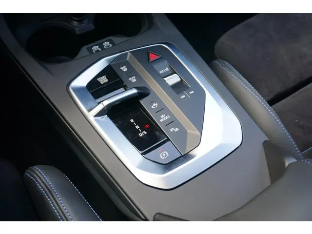 BMW 1 Serie 5-deurs M135i xDrive 2025 Benzine 16
