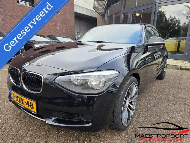 BMW 1 Serie 114i Business Sport Line 2013 Benzine 3