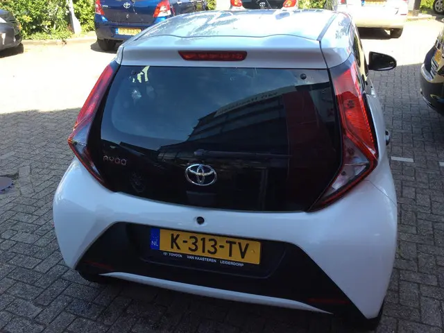 Toyota Aygo 1.0 X-Fun 2021 Benzine 5