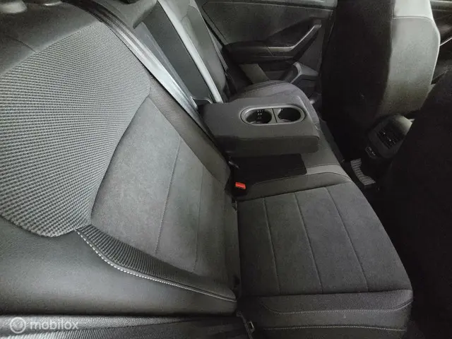 Volkswagen T-Roc 1.5 TSI R-Line 2023 Benzine 18