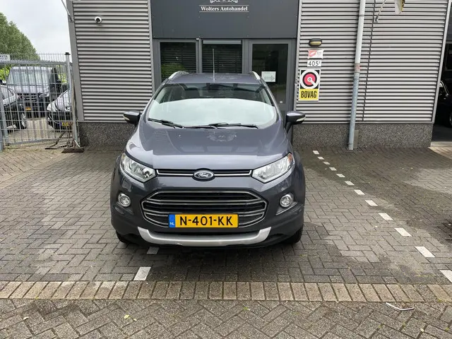 Ford EcoSport 2