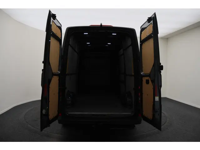 MAN TGE 35 2.0 TDI DSG 140 PK L3H3 (L2H2) 2020 Diesel 13