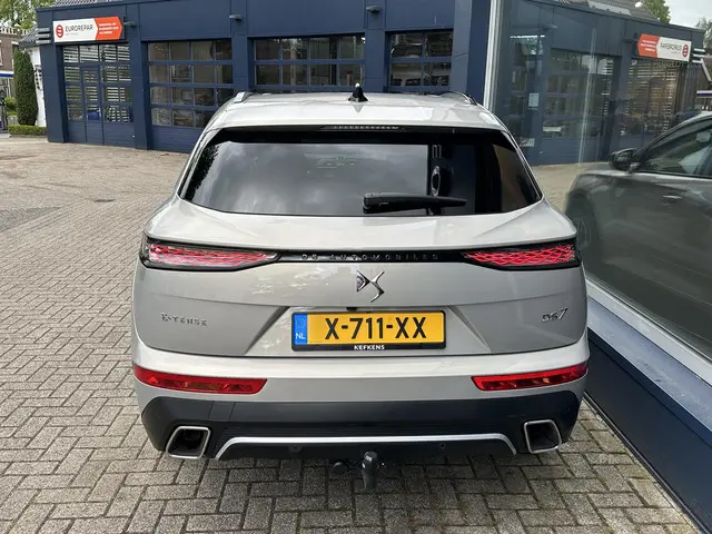 DS DS 7 E-Tense 225 Opéra 2023 Hybride Benzine 6