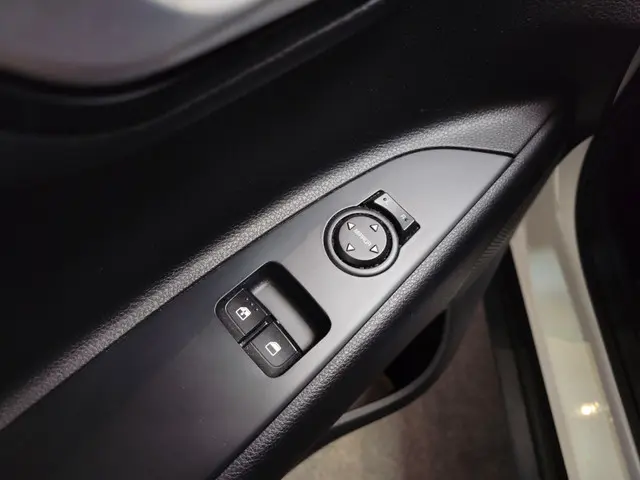 Kia Stonic 1.0 T-GDi DynamicLine 2019 Benzine 24