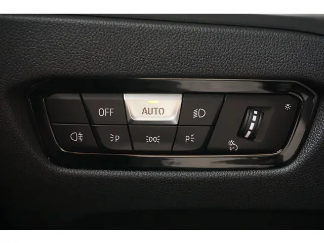BMW 3 Serie Touring 330e 2025 Hybride Benzine 40