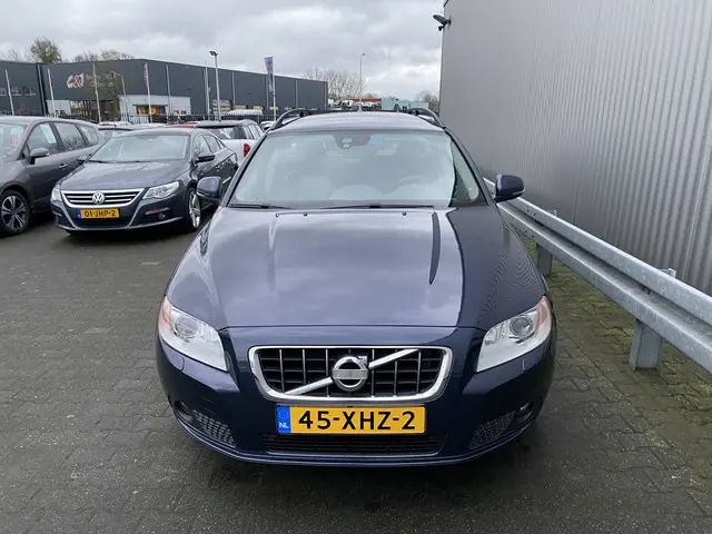 Volvo V70 1.6 T4 Limited Edition 2012 Benzine 7