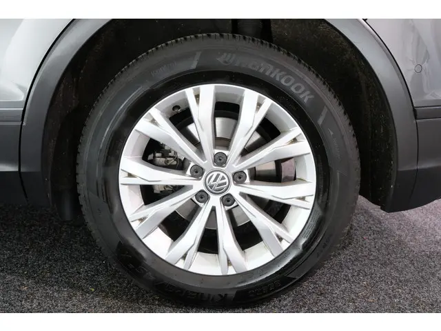 Volkswagen Tiguan 1.4 TSI ACT Comfortline 2017 Benzine 23
