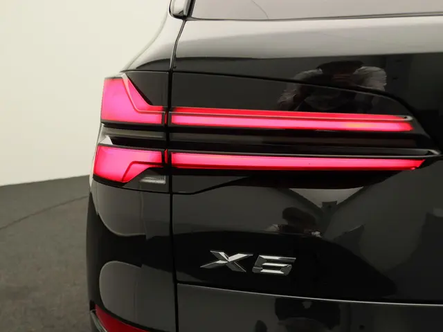 BMW X5 xDrive50e 2025 Hybride Benzine 10