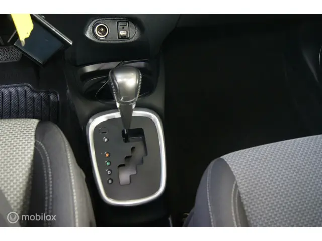 Toyota Yaris 1.5 Hybrid Aspiration 2016 Hybride Benzine 20
