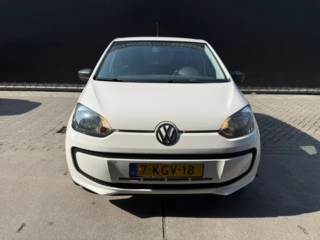 Volkswagen up! 1.0 take up! BlueMotion 2013 Benzine 13