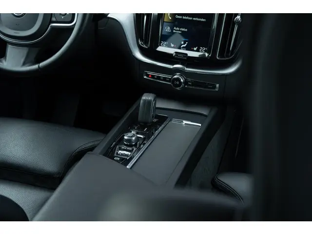 Volvo XC60 B5 Momentum Pro 2020 Benzine 7
