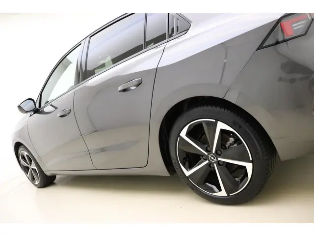 Opel Astra 1.2 Turbo 130pk GS 2024 Benzine 16