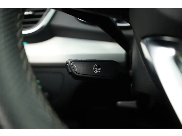 Audi Q5 55 TFSI e S Edition 2021 Hybride Benzine 15