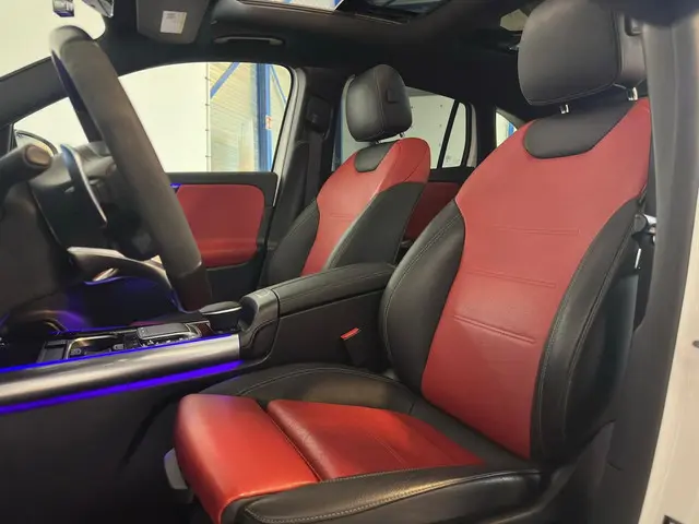 Mercedes-Benz GLA AMG 45 4MATIC+ 2021 Benzine 21