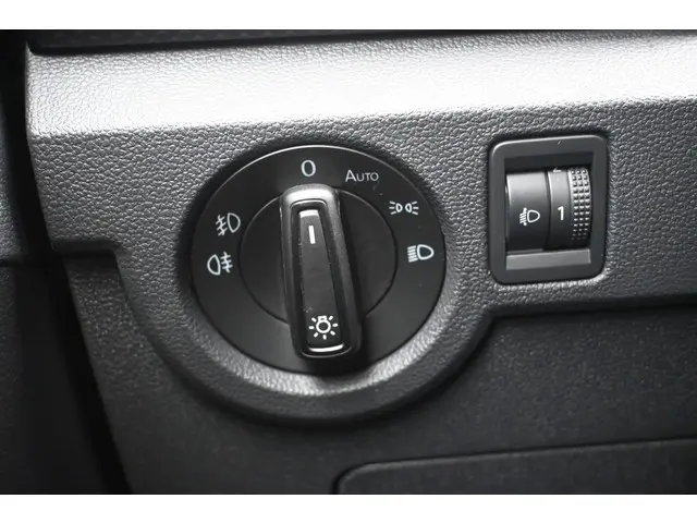 Volkswagen T-Cross 1.0 TSI Life 2022 Benzine 36