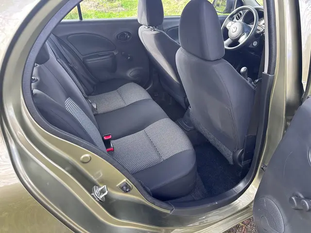 Nissan Micra 1.2 Visia Pack APK 21-10-2026 2016 Benzine 12