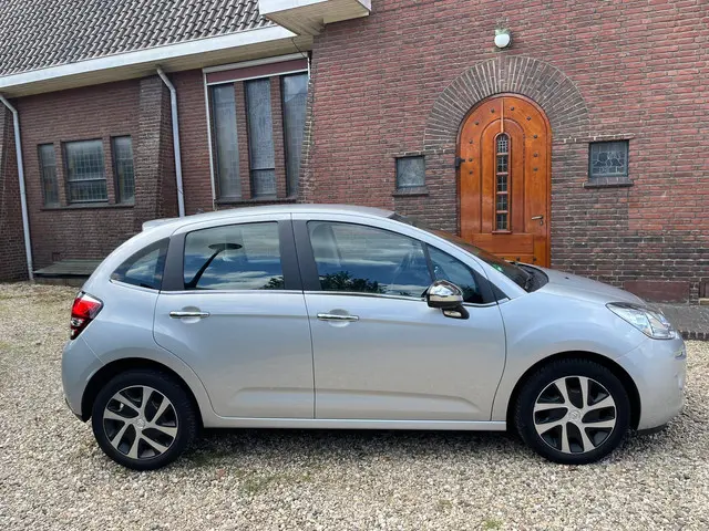 Citroën C3 1.2 PureTech Collection 2016 Benzine 9