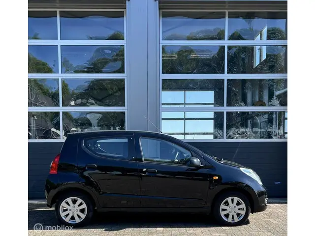 Suzuki Alto 1.0 Celebration EASSS 2015 Benzine 4