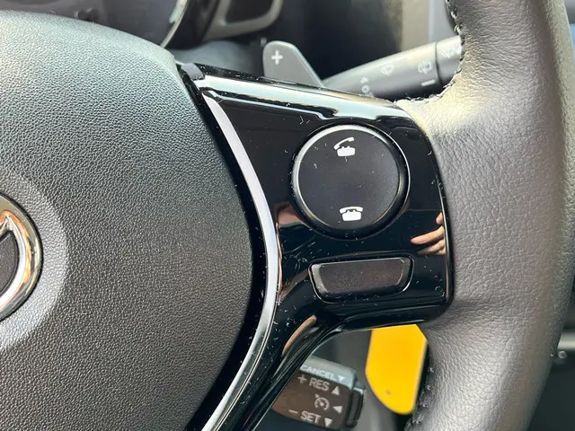 Toyota Aygo 1.0 VVT-i x-joy Automaat 5-deurs 2019 Benzine 16