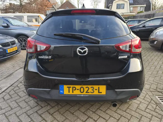 Mazda 2 SkyActiv-G 90 GT-Luxury 2018 Benzine 3