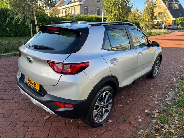 Kia Stonic 1.0 T-GDi DynamicLine 2020 Benzine 6