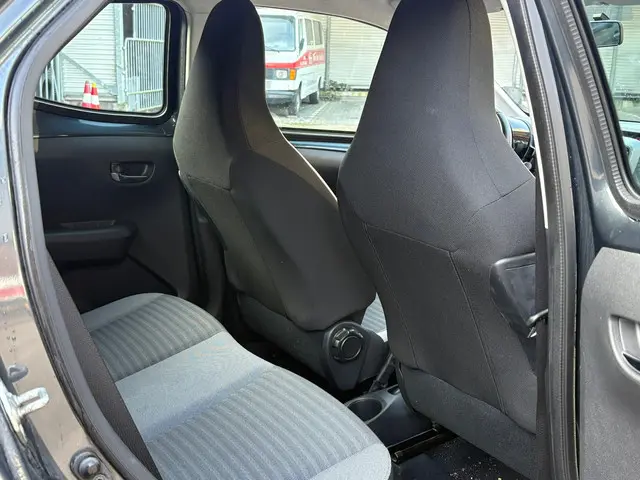 Toyota Aygo 1.0 VVT-i x-play 2019 Benzine 8