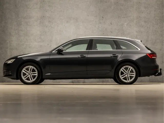 Audi A4 Avant 2.0 TFSI ultra Sport 2016 Benzine 2