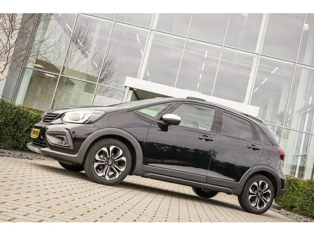 Honda Jazz 1.5i e:HEV CROSSTAR 2023 Hybride Benzine 12