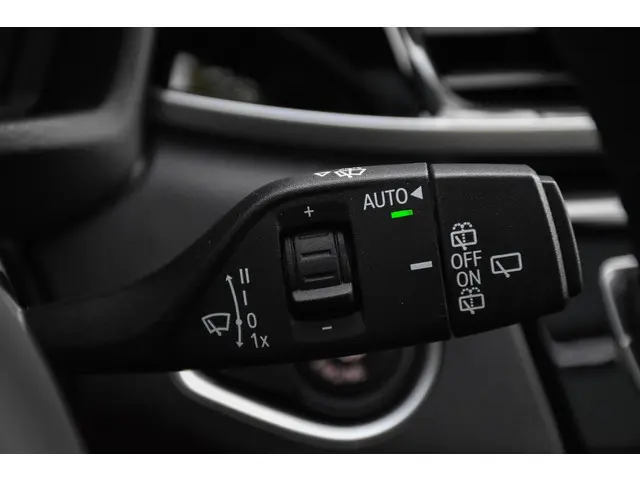 BMW X1 sDrive20i High Executive 2020 Benzine 20