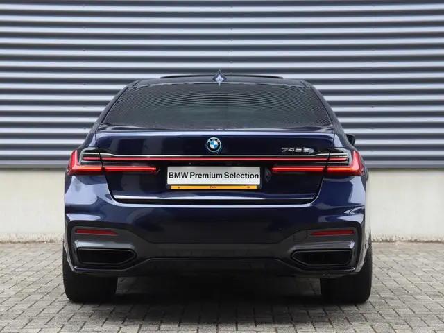 BMW 7 Serie 745e 2022 Hybride Benzine 4