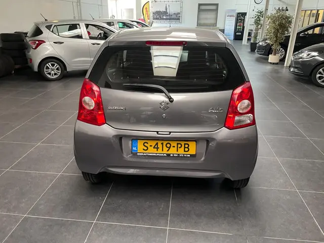 Suzuki Alto 1.0 Exclusive VVT 2014 Benzine 6