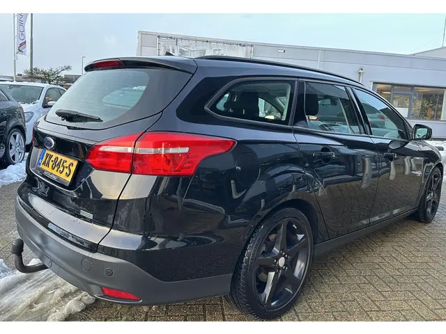 Ford Focus Wagon 1.0 Trend Edition 2015 Benzine 3