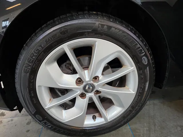 Renault Clio 0.9 TCe Intens 2017 Benzine 19