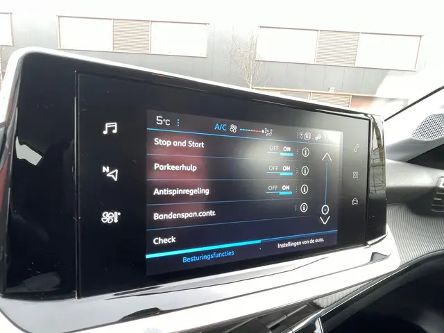 Peugeot 208 1.2 Turbo Active AUTOMAAT 2020 Benzine 31