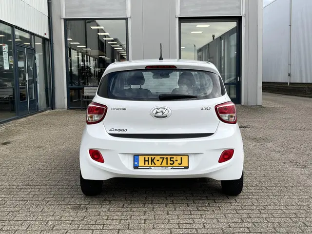 Hyundai i10 1.0i i-Motion Comfort 2015 Benzine 48